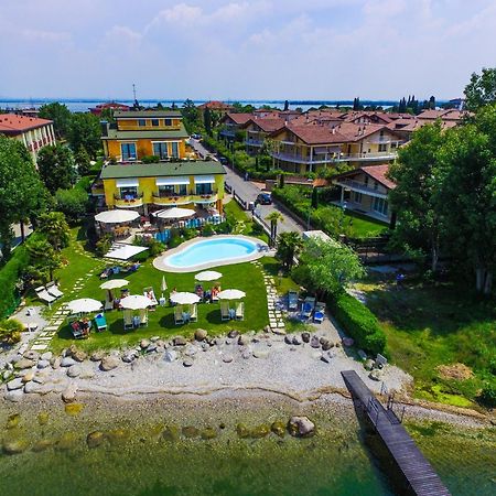 Hotel La Rondine Sirmione Extérieur photo