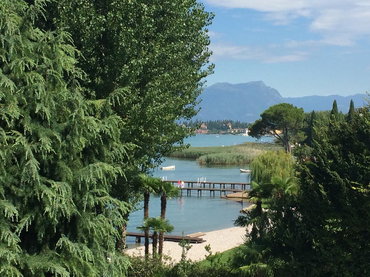 Hotel La Rondine Sirmione Extérieur photo